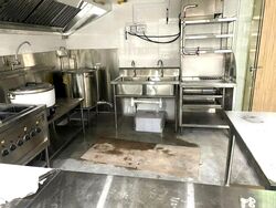 Ang Mo Kio Avenue 10 (D20), Retail #451118891